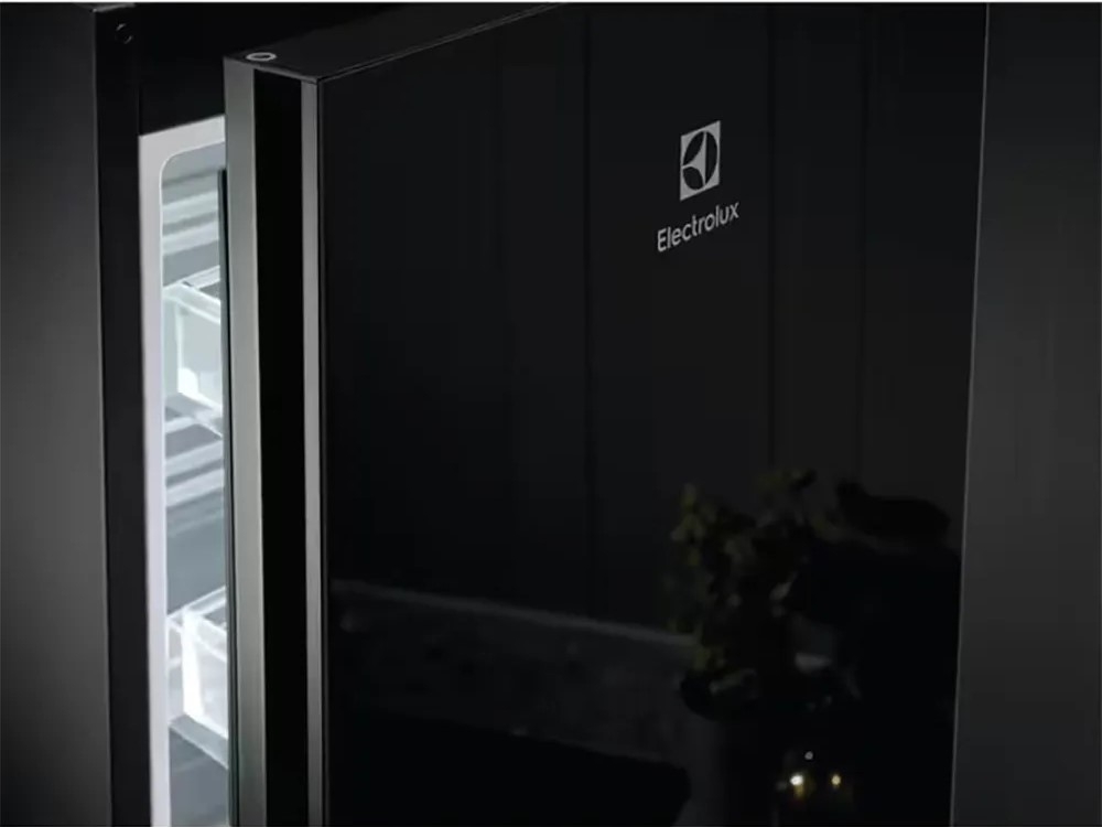 მაცივარი ქ/ს Electrolux LNT7ME36K2